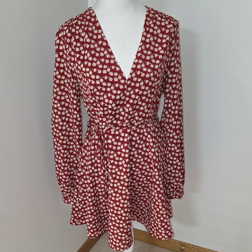 Glamorous Red and White Floral Long Sleeve Dress